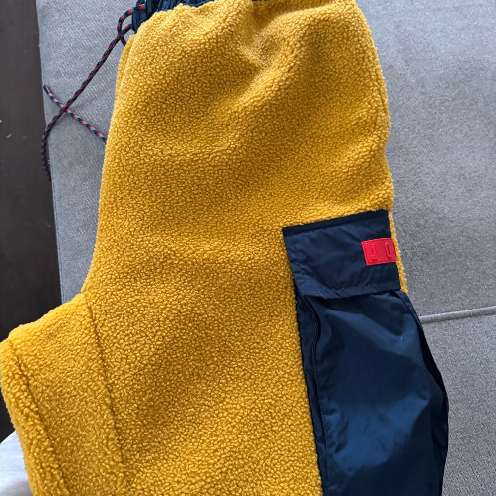 Jordan Yellow and Black Sweatpants with Plush Fleece